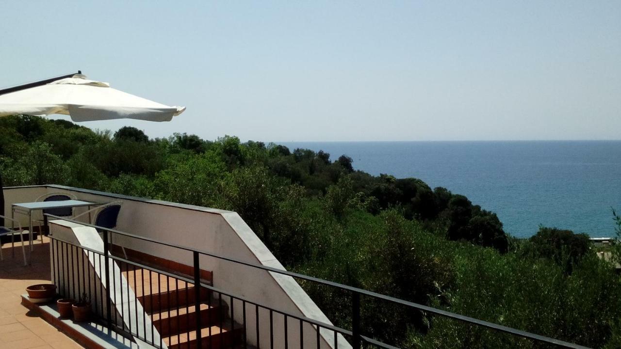 Bed and Breakfast Il Capriolo Celle Ligure Esterno foto